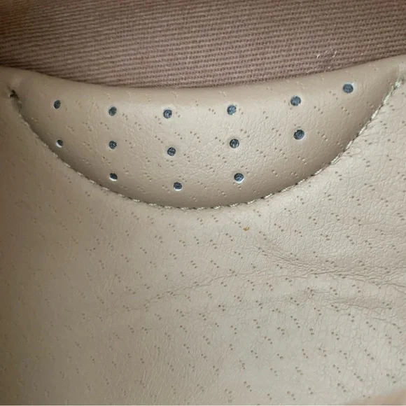 NWT Sperry Shoes: Beige/Cream/Gold, White Sole, 9.5 - Picture 11 of 11